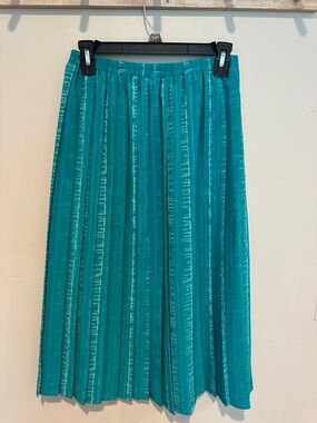 Leslie Fay Teal Pleated Midi Skirt with Stripe Detail